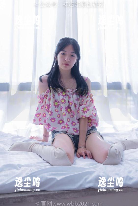 BoBoSocks袜啵啵 - 在小甜豆的肉丝里迷失，脚尖的微加固让人眼前一亮，真想马上下载加个收藏。