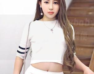 Feilin嗲囡囡 – 欣欣Rubybaby穿着那身连体衣，自带福利光环，随便一张图包就让人着迷的问题…