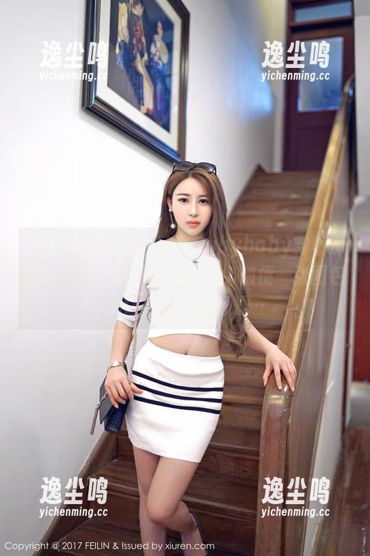 Feilin嗲囡囡 - 欣欣Rubybaby穿着那身连体衣，自带福利光环，随便一张图包就让人着迷的问题…