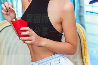 忍不住想说，果团网的舞妓作品集，这份优雅，我得好好分享一下，谁还在乎底线啊？