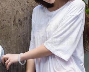 IMiss爱蜜社 – 全套修女写真，乐乐Mango带给我们的不仅是清规戒律