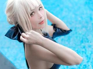 有没有可能，Kitkat Cosplay的爱宕高清来看就上瘾？