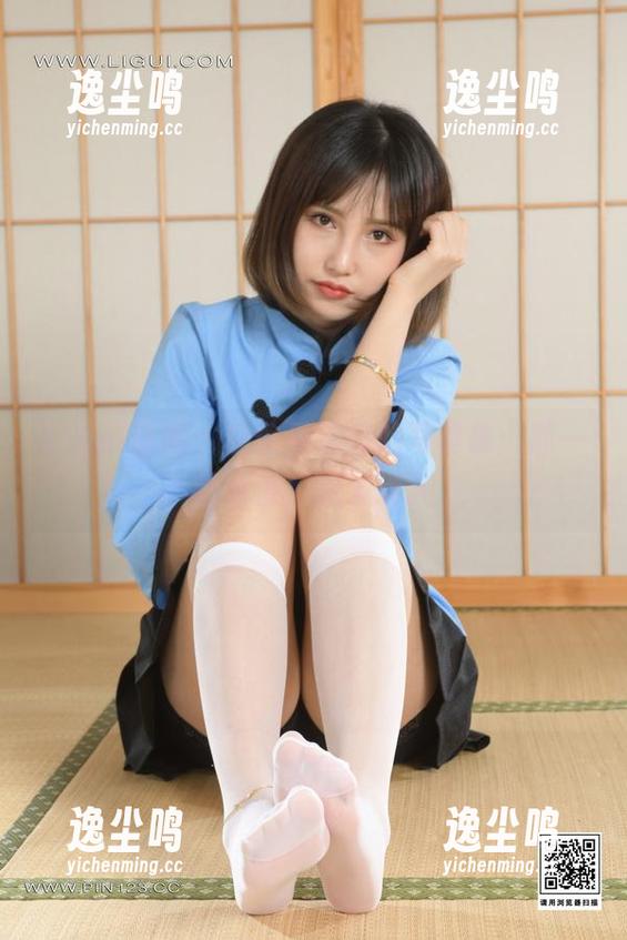 Ligui丽柜 - 偷偷看婷婷的写真集：那一丝幽香，愈发迷人
