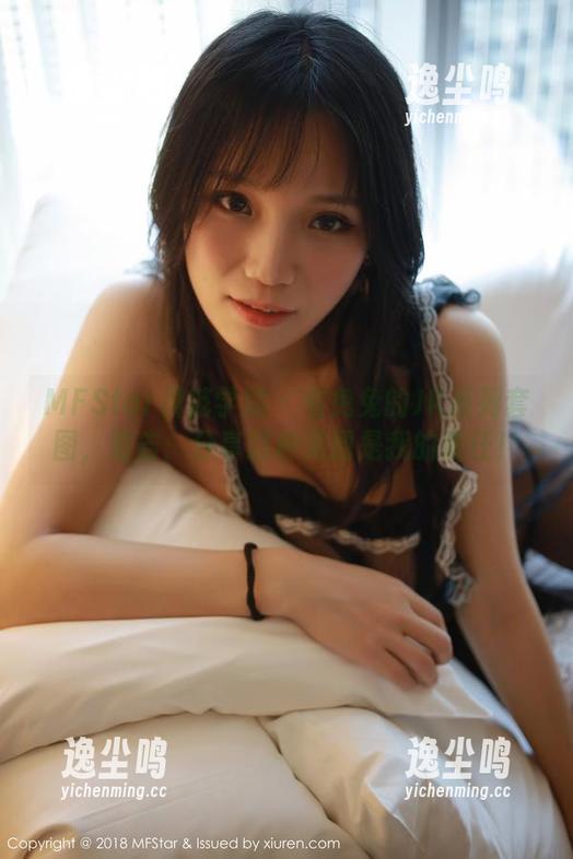 MFStar模范学院 - 宅兔兔的JK系列套图，警告：分享这种美丽是我的责任！