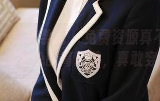 MFStar模范学院 – 免费资源真不少！草莓兔兔的高跟鞋，真敢穿