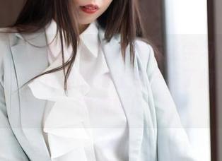 MiStar魅妍社 – 或许我应该学习月音瞳的自拍？图片里的她让我产生了前所未有的震撼！