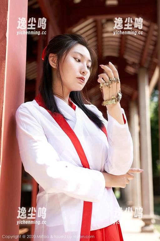 MiiTao蜜桃社-木楠Nan MiiTao蜜桃社 - 木楠Nan,最新写真集:这秘书是不是上天派来的?