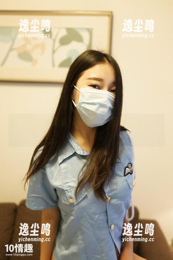ROSI口罩 在ROSI的高清作品集里,蕾丝底裤让人欲罢不能