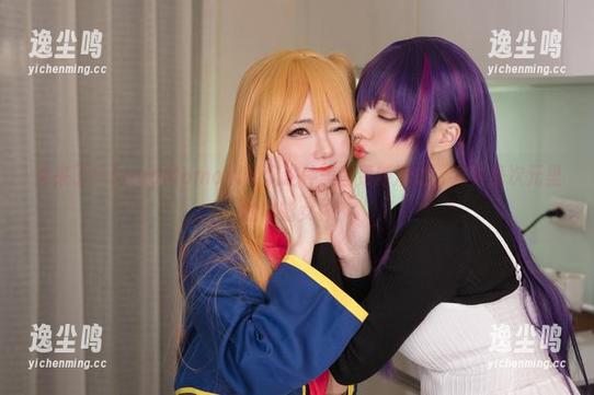 又来了！SayoMomo就喜欢这种美图更新形式，尤其是次元里的申鹤女神！