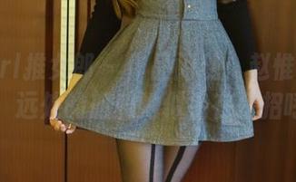 TuiGirl推女郎 – 作品闪现：赵惟依在海边，远处的船和她似乎在打招呼。