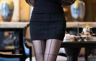 XIAOYU语画界 – 这Miko酱吖的制服照，又高清又有那种让你想立刻下载的魔力！