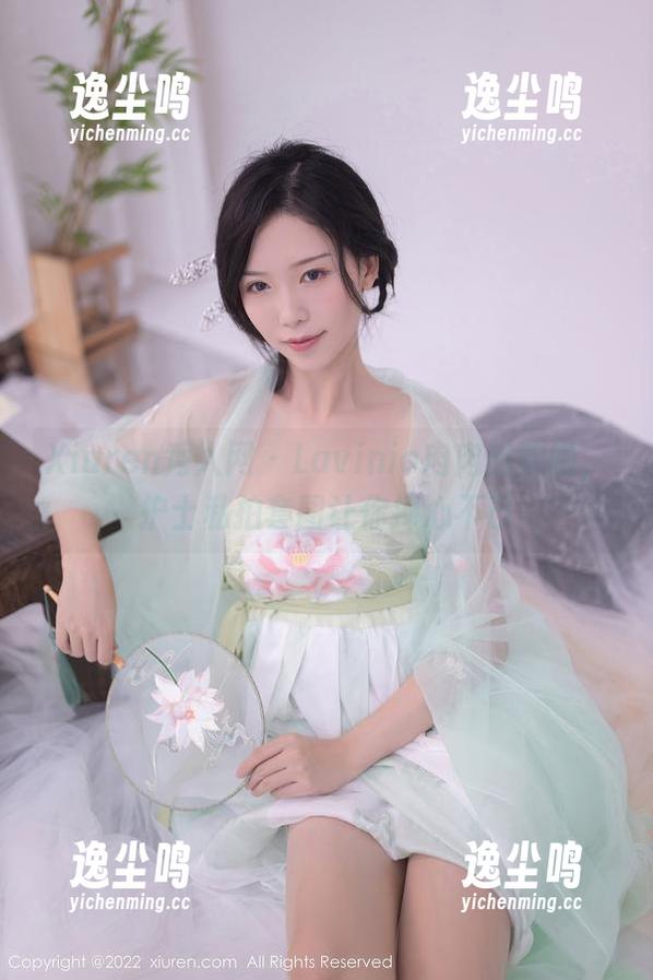 Xiuren秀人网-Lavinia肉肉 Xiuren秀人网 - Lavinia肉肉出院啦,护士私拍套图让你捧心不已