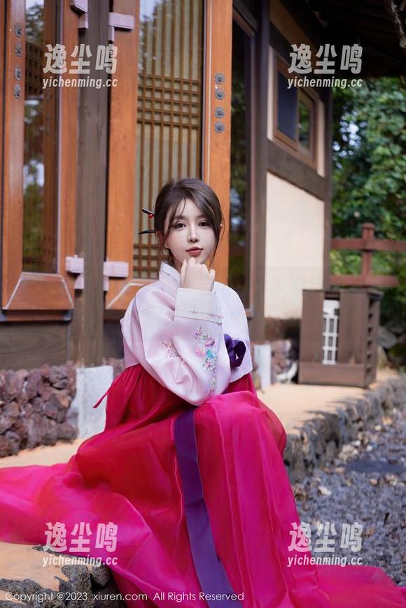 Xiuren秀人网-Mina米娜 Xiuren秀人网 - 享受Mina米娜泳衣高清时光:美得让人从泳池跌进沙滩