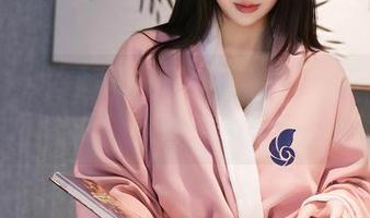 Xiuren秀人网 – 小芭乐，丝袜配美图，这资源只给懂的人看。