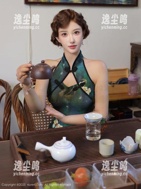 Xiuren秀人网 - 看！小茉莉jasmine与奶牛共舞，图库精选让你忍俊不禁！