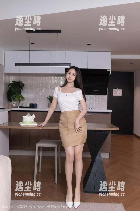 Xiuren秀人网 - 资源大暴走，明日花桃桃那件让人目光移不开的连体衣在图库里等你