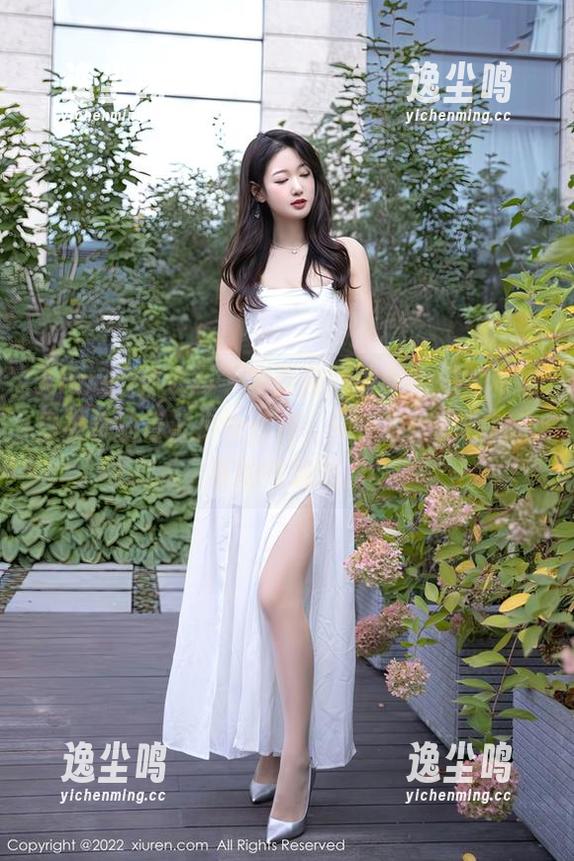 Xiuren秀人网 - 李丽莎的校服系列，私拍里夹杂的青涩少女情怀，似乎在悄悄呼唤青春的气息吧。