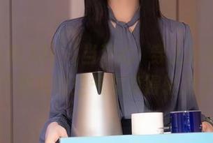 Xiuren秀人网 – 当梦心玥穿上这条白裙，整个图库的空气都变得轻盈了！