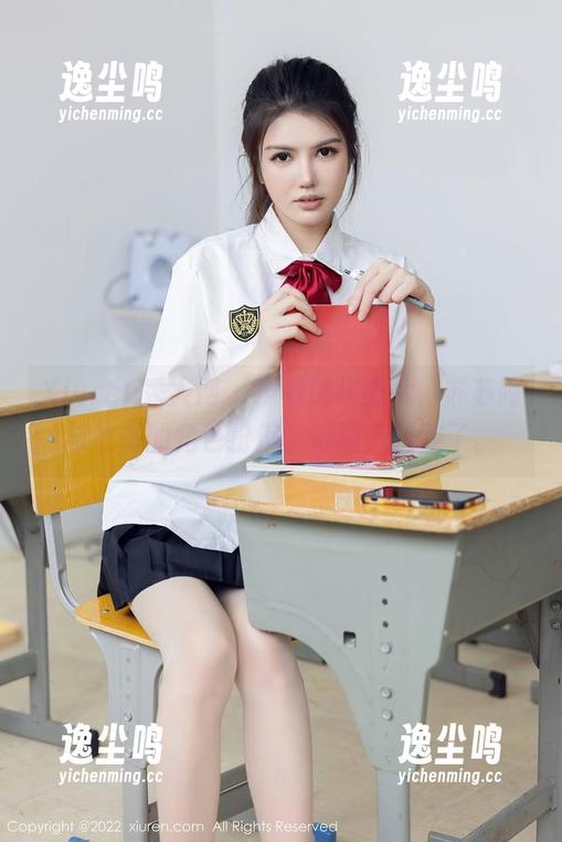 Xiuren秀人网-苏苏阿 Xiuren秀人网 - 观看这张图片,苏苏阿与秘书的角色扮演,好吧,我败了。