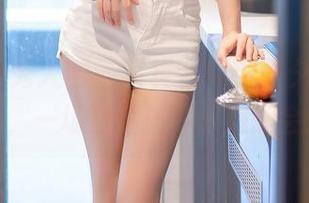 Xiuren秀人网 – 写真合集：雨夕cy和妹妹，一场湿漉漉的家庭聚会！