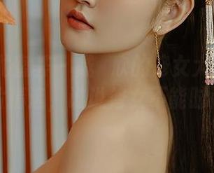 YouMi尤蜜荟 – 戴渃欣的修女大赛：春季图片精选，谁说修女不能时尚？