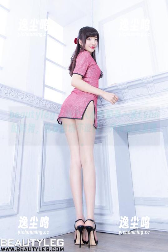 beautyleg - 每个人心中都有一条Lynn的短裙，私房情境不设限，只待你来发现。
