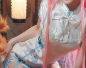来了来了！w百合欧皇子w的卡芙卡美图合集，让你猜猜哪个更有趣！