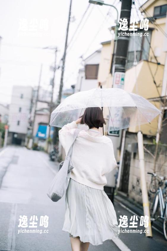 直接上原图，けん研(けんけん)的校服让我心里一晃