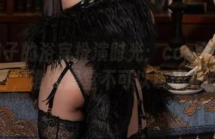 七月喵子的浴室扮演时光：cos合集引人注目，谁说澡堂不可以玩出花样？