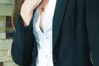 丽柜 – 哈哈，凉儿全新写真：网络丽人，每一张都像“好久不见”的前任！
