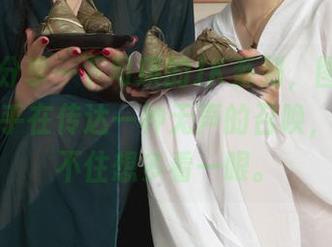 丽柜 – 分享一下司琪的JK系列，图片里的她，似乎在传达一种无声的召唤，让人忍不住想多看一眼。