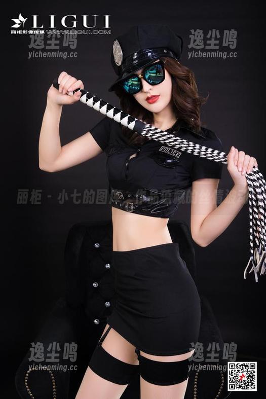 丽柜 - 小七的图库，作品蕴藏的丝情波动