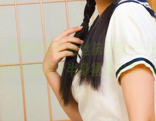 丽柜 – 小璐璐的最新丝袜写真——真的，这颜色再多搭个半身裙就完美了吧？