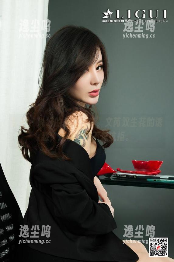 丽柜 - 说好的免费写真，文芮双生花的诱惑，连钱包都不想抗拒。