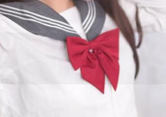 图库直播：夜莺x2b下的你烨烨，真不想移开视线