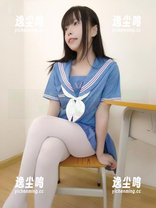 哎呦，十万珍吱伏特的白丝兔女郎照片，兔耳朵都弄得人心痒痒！