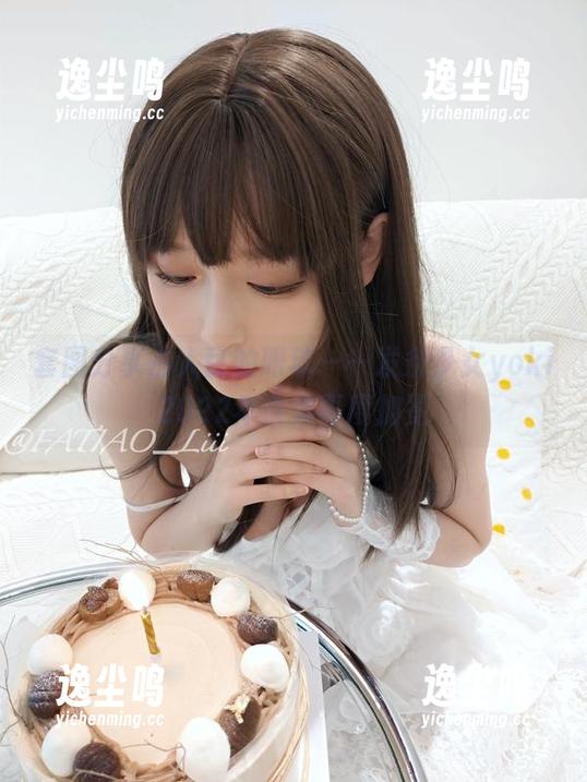 套图分享占人民的眼球——发条少女yoki2022年合集再度加冕