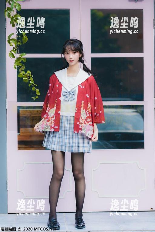 喵糖映画带你欣赏邻家女孩的写真–只要她盛装打扮，连泡面自愧不如。