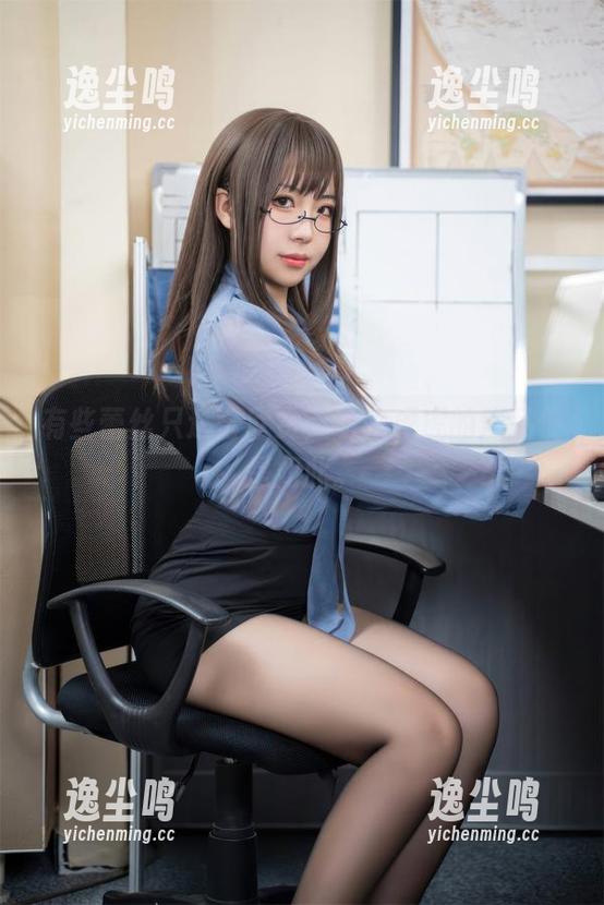 有些蕾丝只适合欣赏，嗷呜虎虎的作品便是如此。