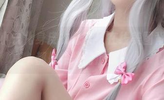 失眠小宁化身皮衣修女，在线美图背后，都是情绪的沉淀～