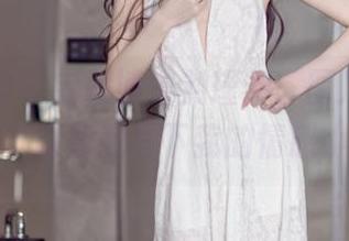 头条女神 – 宝藏博主刘瑾希，图片里的罗曼史，可以替我写下我的情感小说吗？
