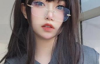 全网热议！女主K的连体衣合集，谁说只是一条布？