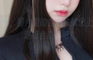 在线分享，图片里的吉他妹妹配上女主K，这组合绝了吧！