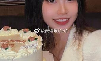 安曜曜的万圣节作品，图集中藏着她对这个节日的另类解读！