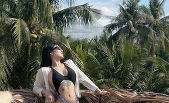 微密圈 – 看宋昱欣的夏日写真，身心都想要开始浪了