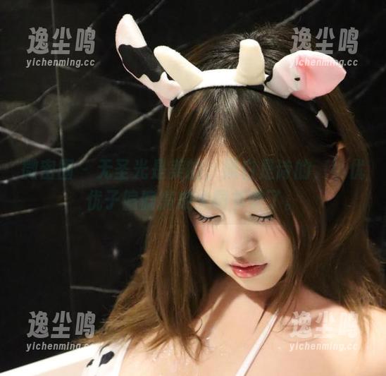 小优优子 微密圈 - 无圣光是美的,黑白是诗的,小优优子偏偏搞成大图书馆了。