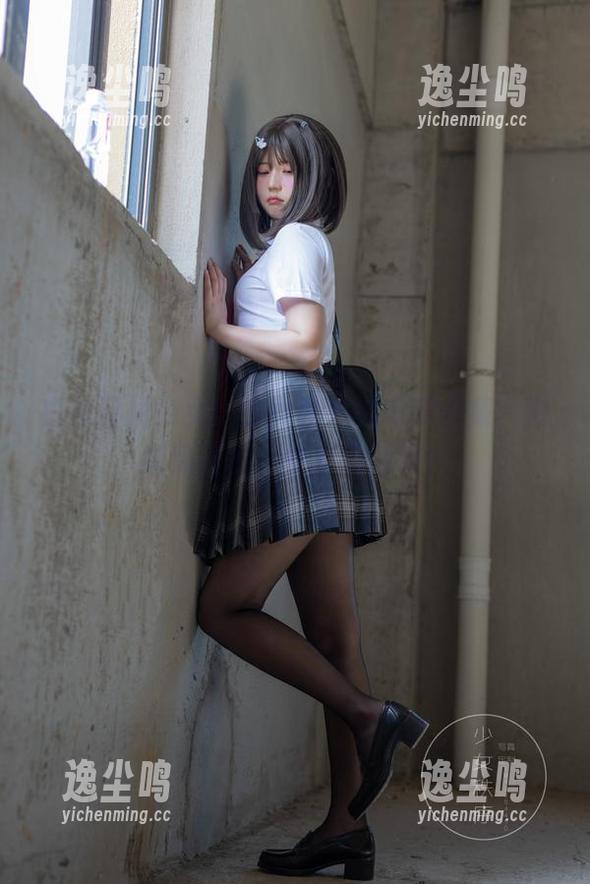 白丝蓝裙少女：少女秩序的完美合集，壁纸级画质，快来看看吧！