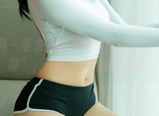 尤果网 – 看来周妍希的校服没有那么“无聊”，合集值得细细品味！