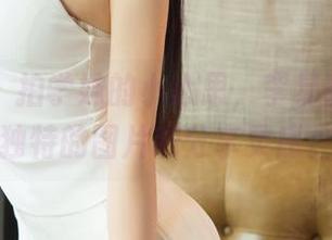 尤果网 – 拍学妹的小心思，李易童一定有独特的图片和分享灵感。