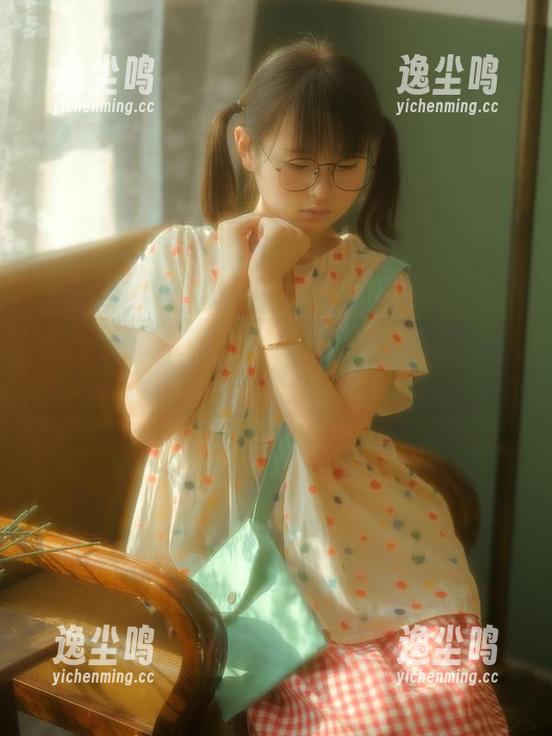 大眼萌女仆！来看看幼水铃衣的美图套路！